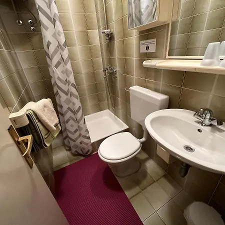 Apartaments Oma & Opa Apartment *