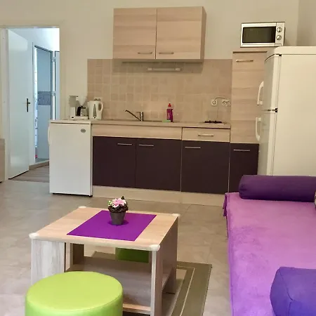 Apartaments Oma & Opa * Банёл