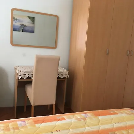 Apartaments Oma & Opa Banjol