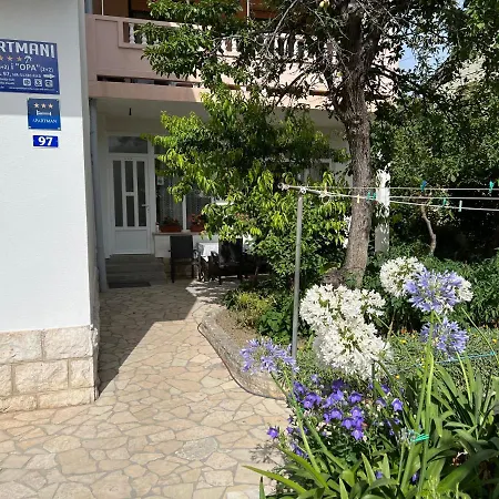 Apartman Apartaments Oma & Opa Banjol