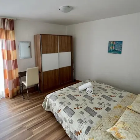 Apartman Apartaments Oma & Opa *