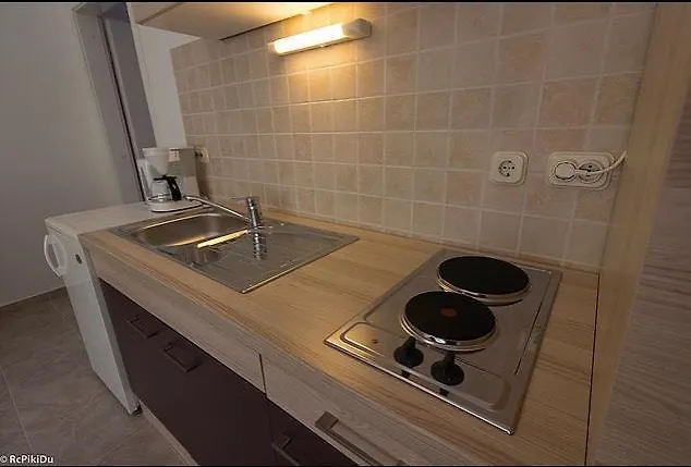 Oma & Opa Apartamento Banjol
